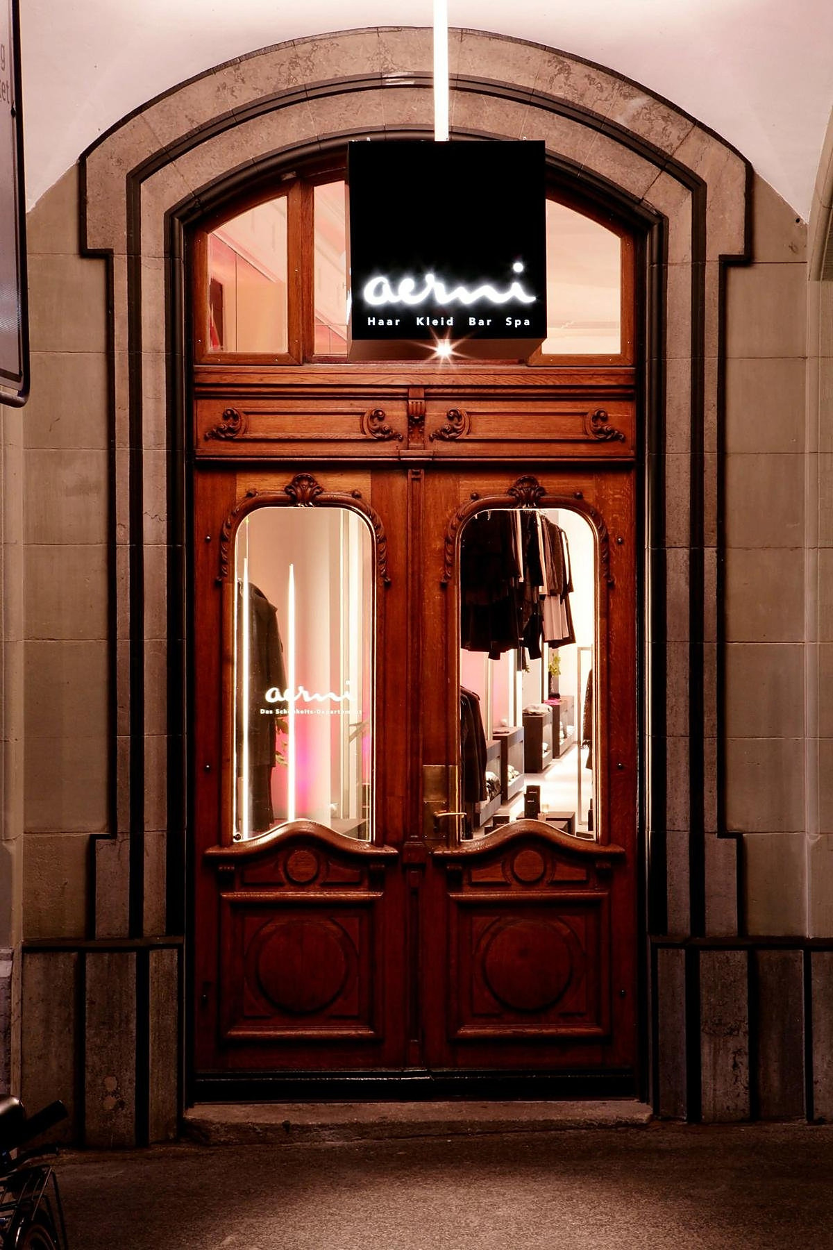 AERNI Haar Kleid Bar Spa, Einblick 1