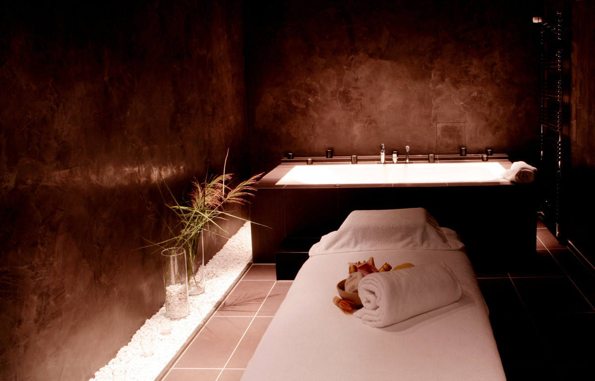 AERNI Haar Kleid Bar Spa, Einblick 4