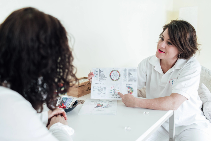 Einblick bei Akupunktmassage & Expertin für's Immunsystem