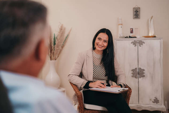 Portrait von Sandra Ciriolo, Hypnose- und EMDR-Therapie