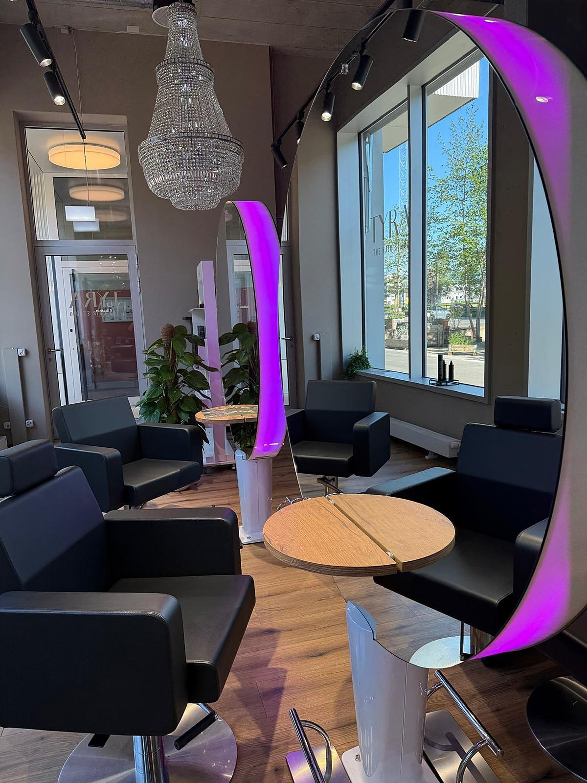 TYRA THE HAIR STUDIO, Einblick 5