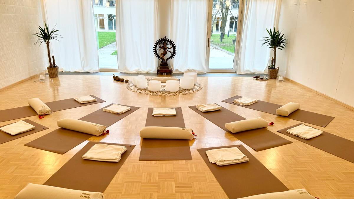 Yoga Anker & Yoga Anker West, Einblick 6