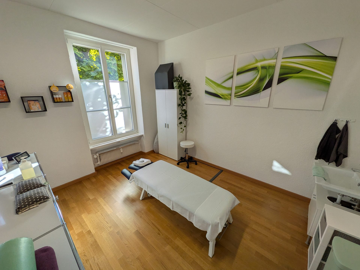 Medizinische Massagepraxis Blumer Salome, Einblick 3